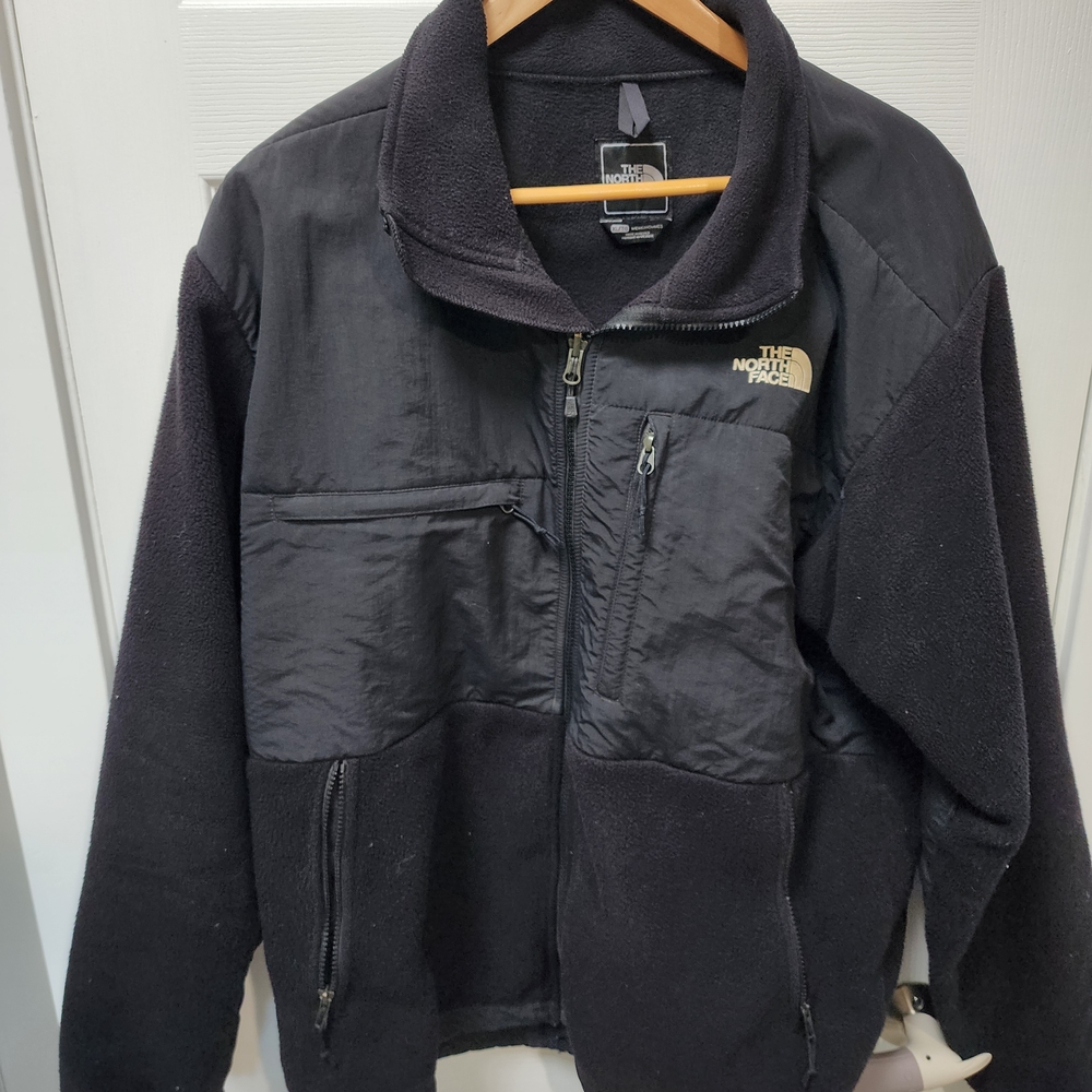 The North Face Men's Black Performance Jacket